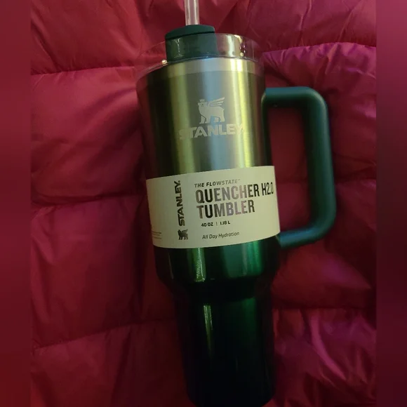 Stanley Tumbler Cup - Picture 2 of 16